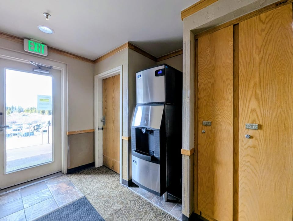 Slopeside 2768A by SummitCove Lodging in Colorado House in Keystone