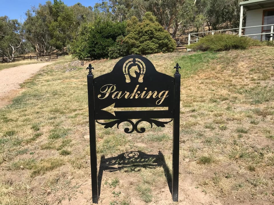 Warby Cottage Farm Stay in Victoria