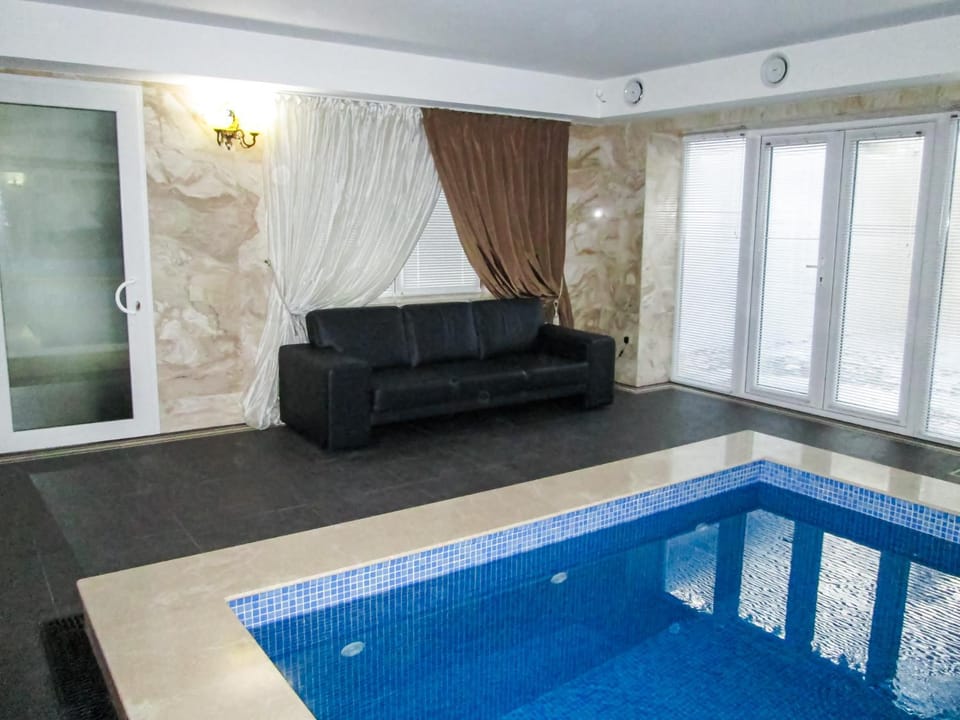Seating area, Pool view, Swimming pool