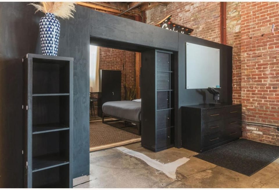 1400 square foot Arts District Warehouse Loft 1 bedroom 1 bathroom Apartment in Los Angeles