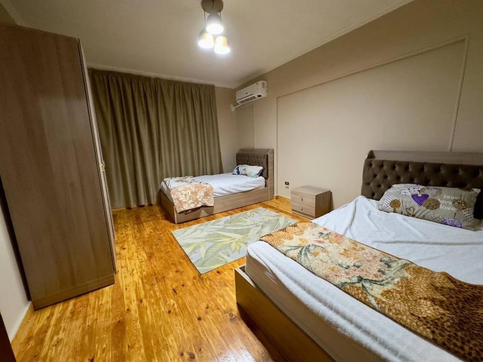 entire apartment, all services include , families only Apartment in Cairo Governorate