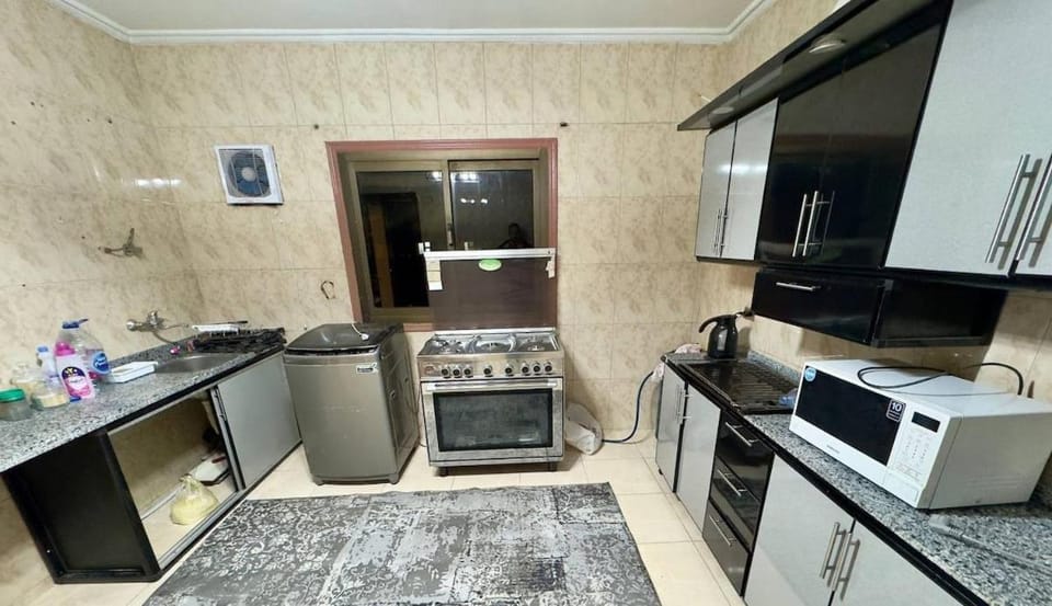 entire apartment, all services include , families only Apartment in Cairo Governorate