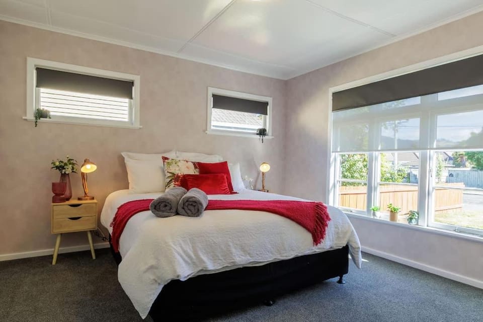 Cute on Konene - Quiet & Central Family ready House in Rotorua