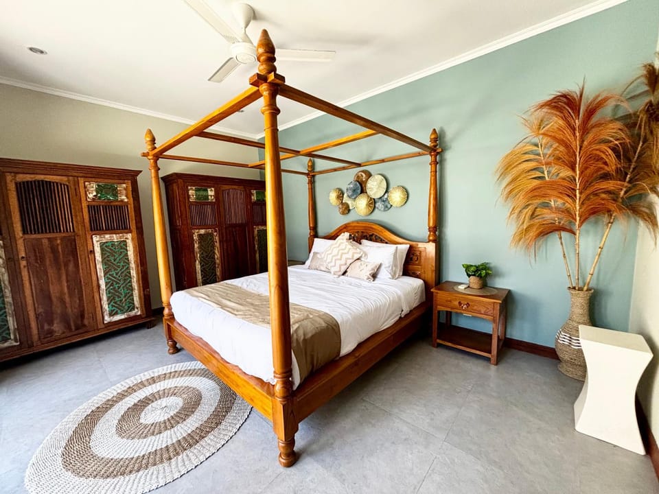 Diamond of Sanur, Bright & Spacious Luxury 3BR Villa with Private Pool Villa Bali Daze Villa in Denpasar
