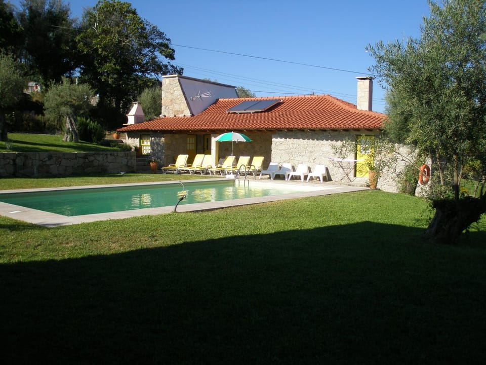 Garden, Swimming pool, Swimming pool