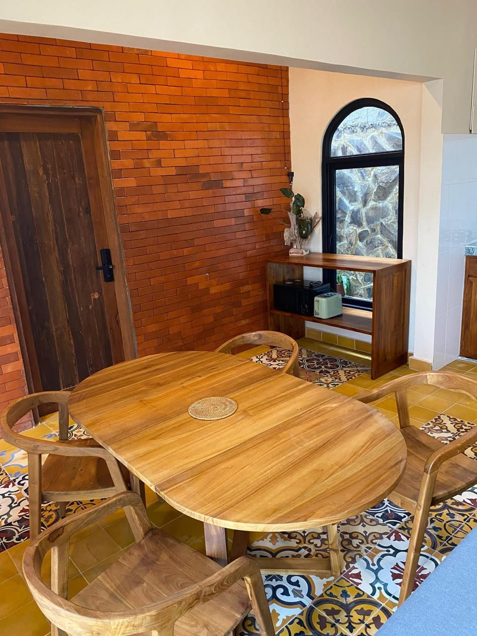 Seating area, Dining area, Breakfast