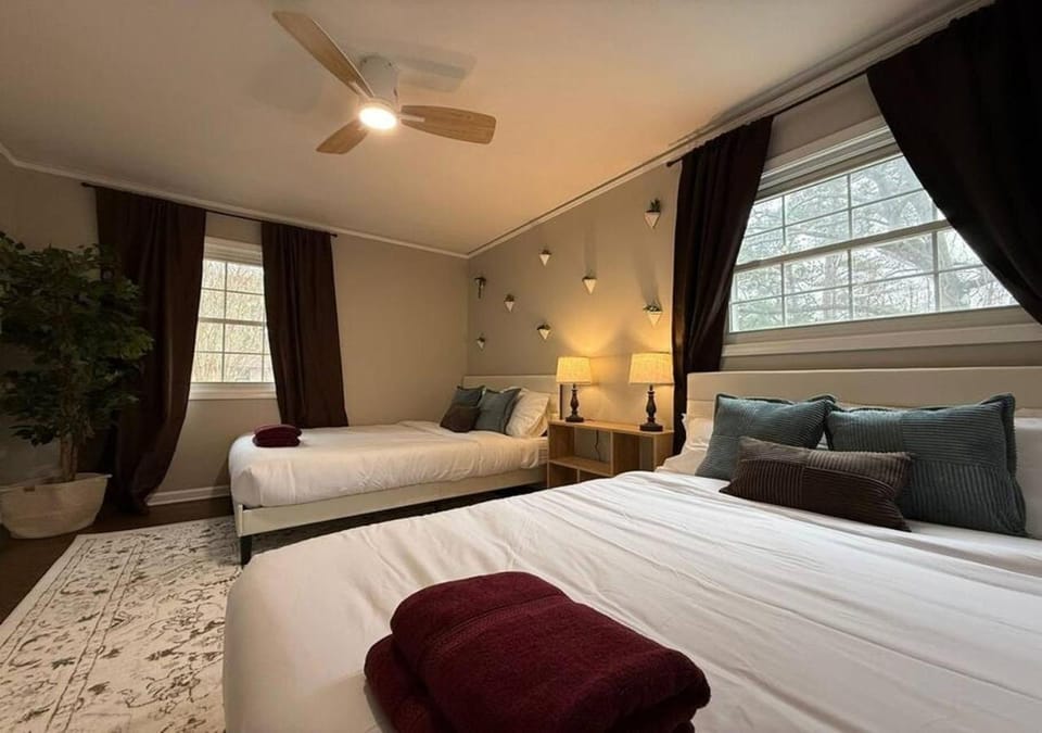 Bed, Bedroom