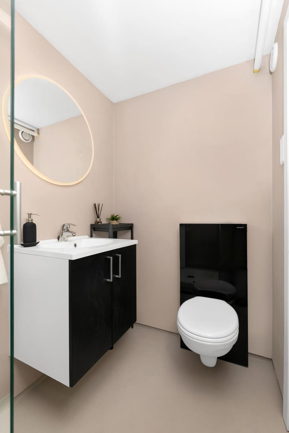 Toilet, Bathroom