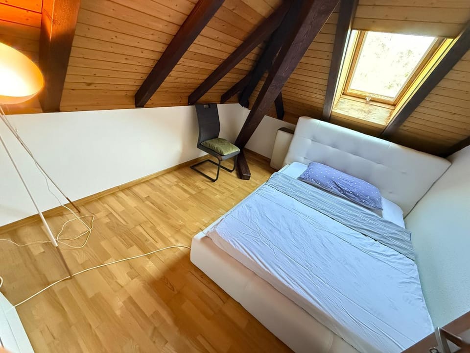 Rooms for rent in Bolligen Apartment in Canton of Bern (Region)