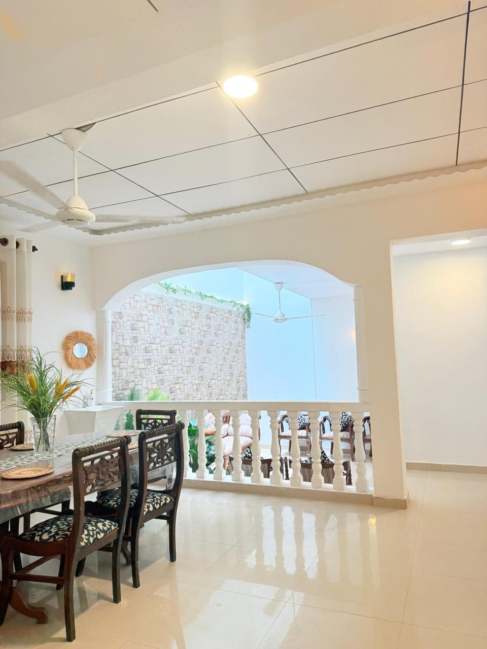 Communal lounge/ TV room, Dining area