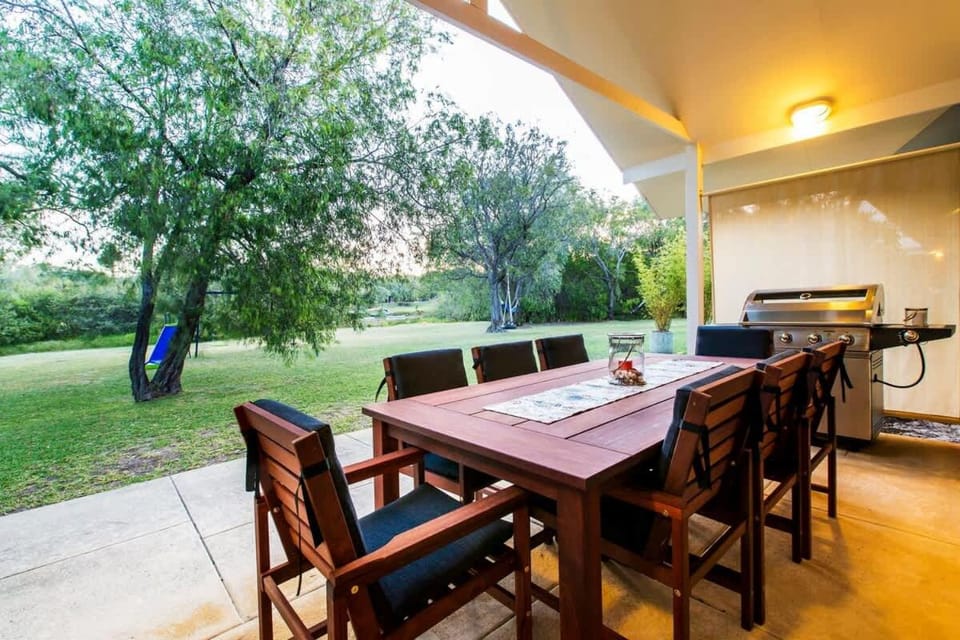 The Willows - A Lush Beachside Retreat for Families House in Dunsborough
