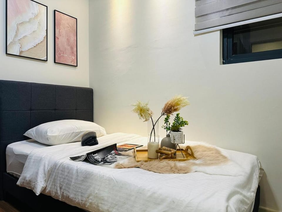 MVA19#Family Suite 8 pax 3 Rooms Sunway Velocity Mall, MRT Maluri Cheras Apartment in Federal Territory of Kuala Lumpur