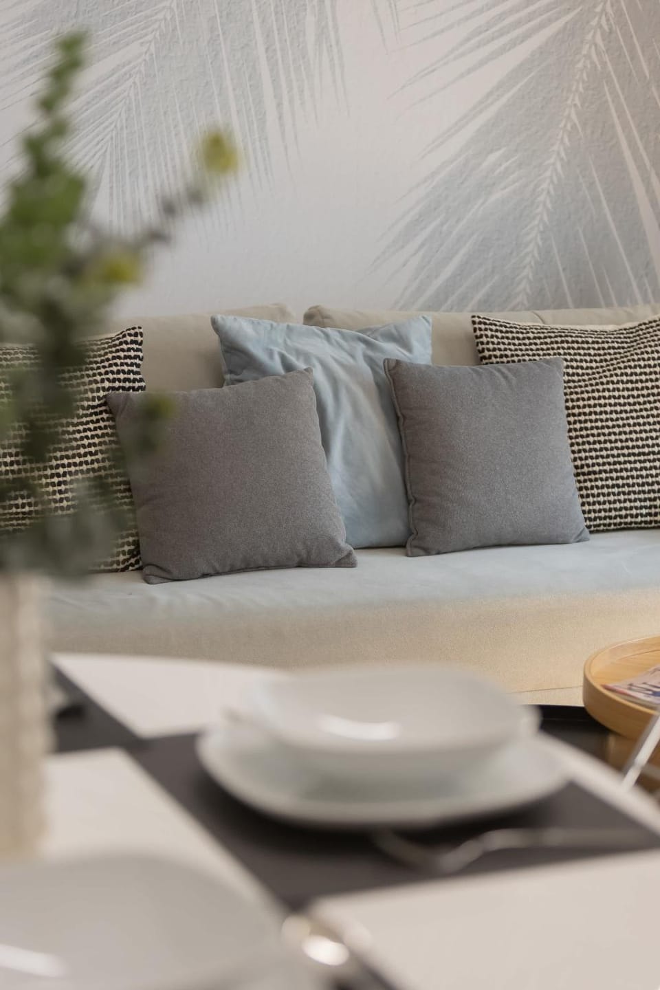 Living room, Photo of the whole room, Seating area, Bedroom