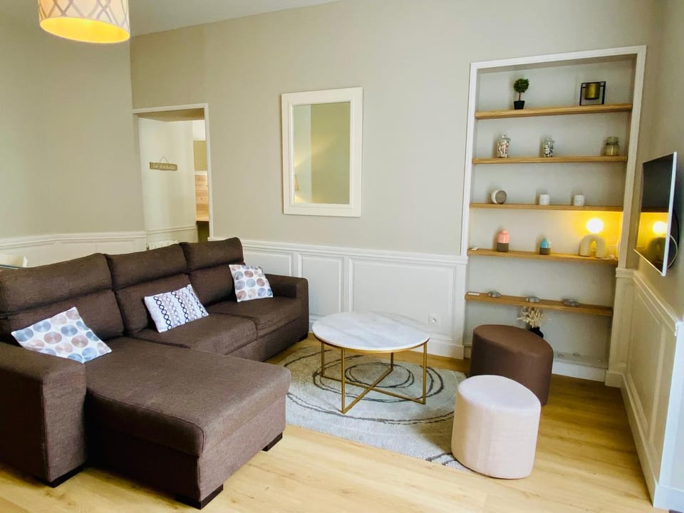 Property building, Living room