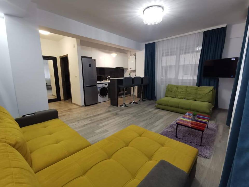 TV and multimedia, Kitchen or kitchenette, Living room