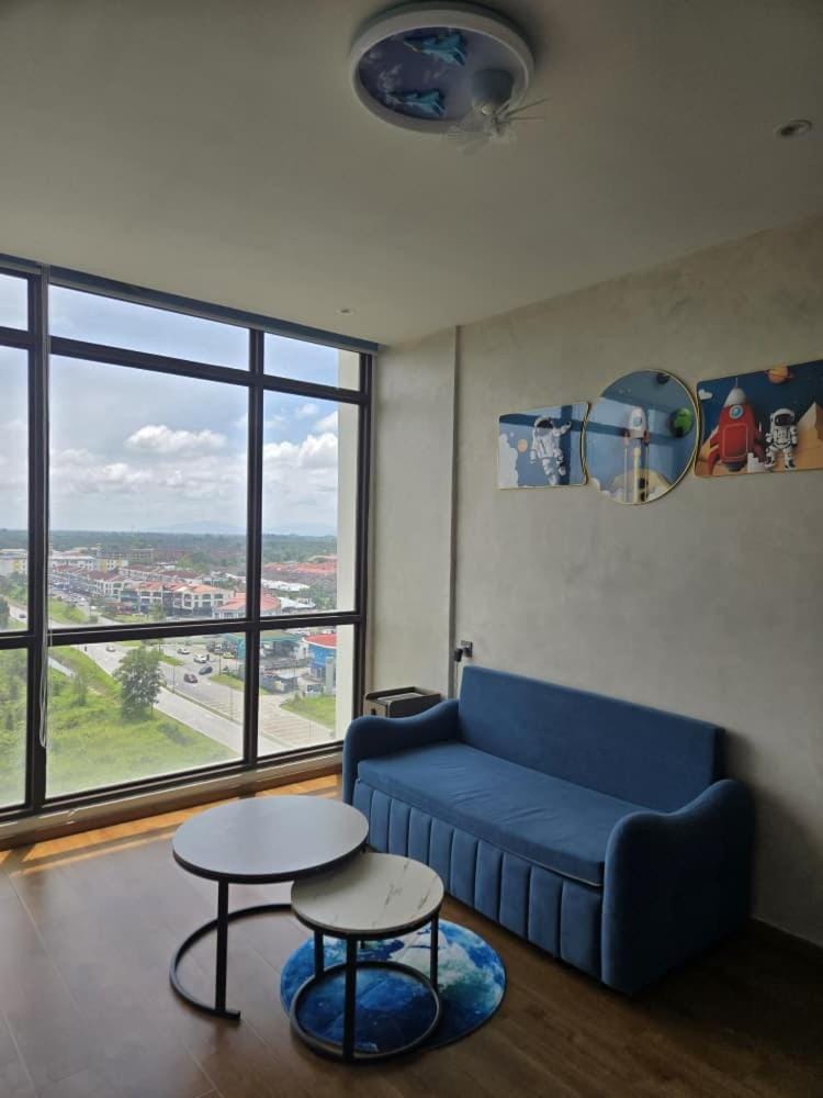 Summermall Samarahan 4 Family Apartment in Kuching