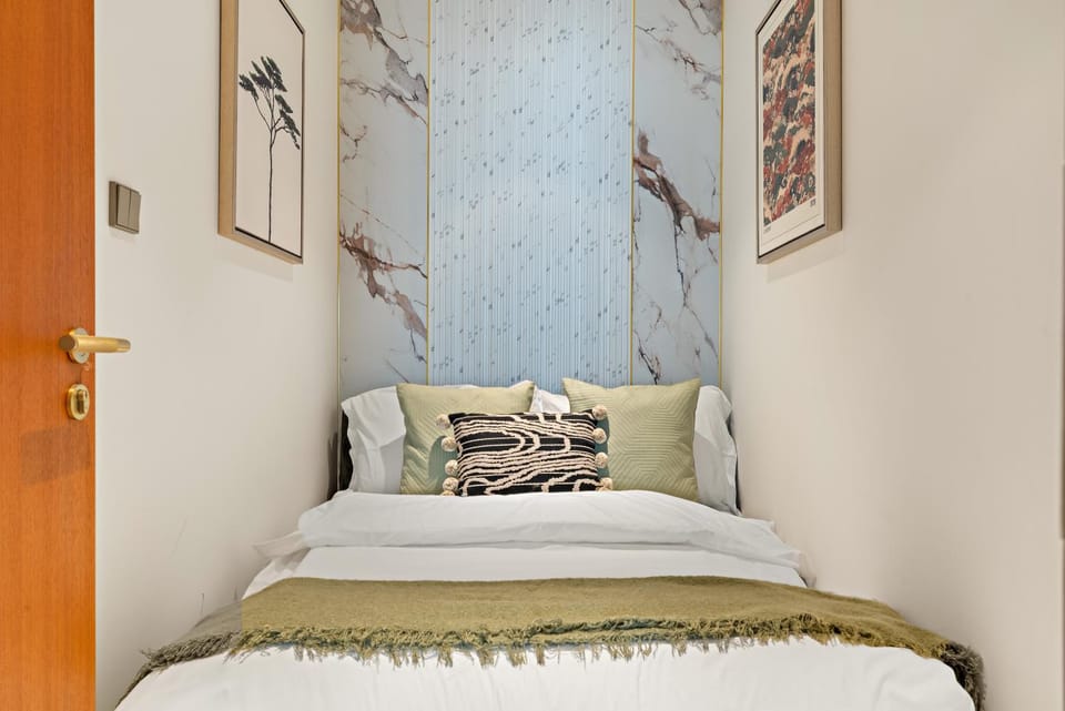FIRST CLASS 4BR Elegant Beach House Retreat Apartment in Dubai