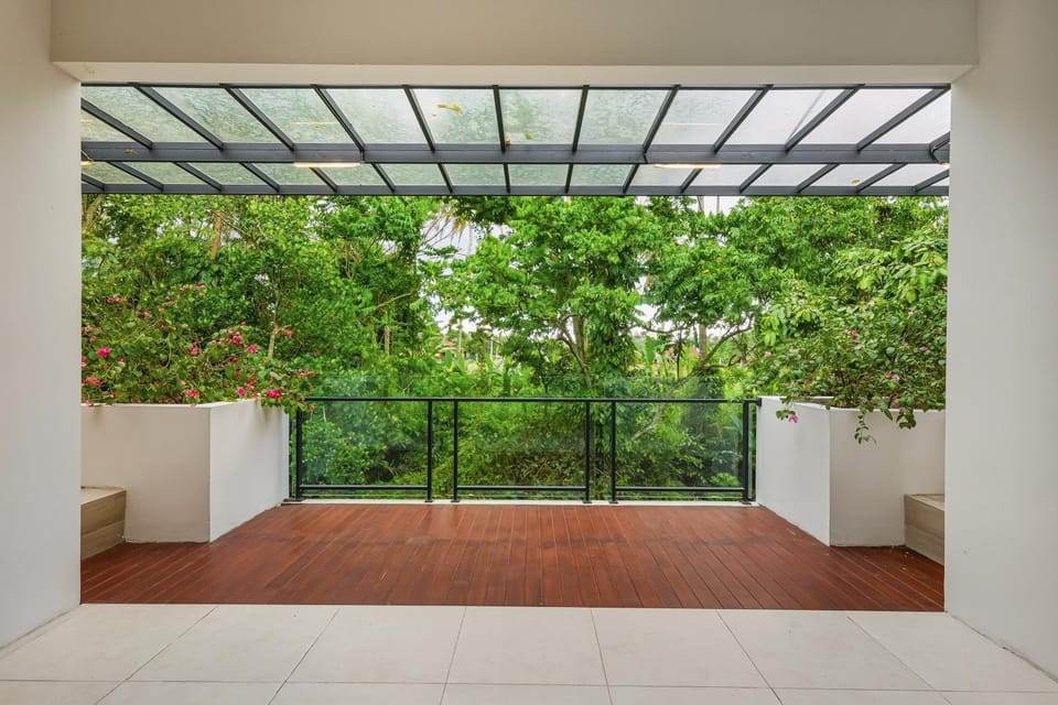 Patio, View (from property/room), Garden view