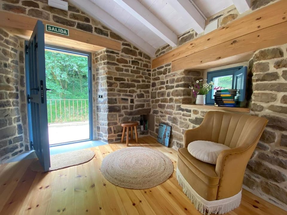 Cabaña pasiega Lo Riquines House in Cantabria