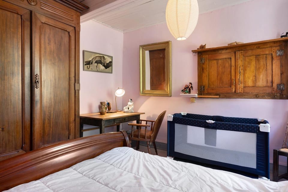 Living room, Bedroom