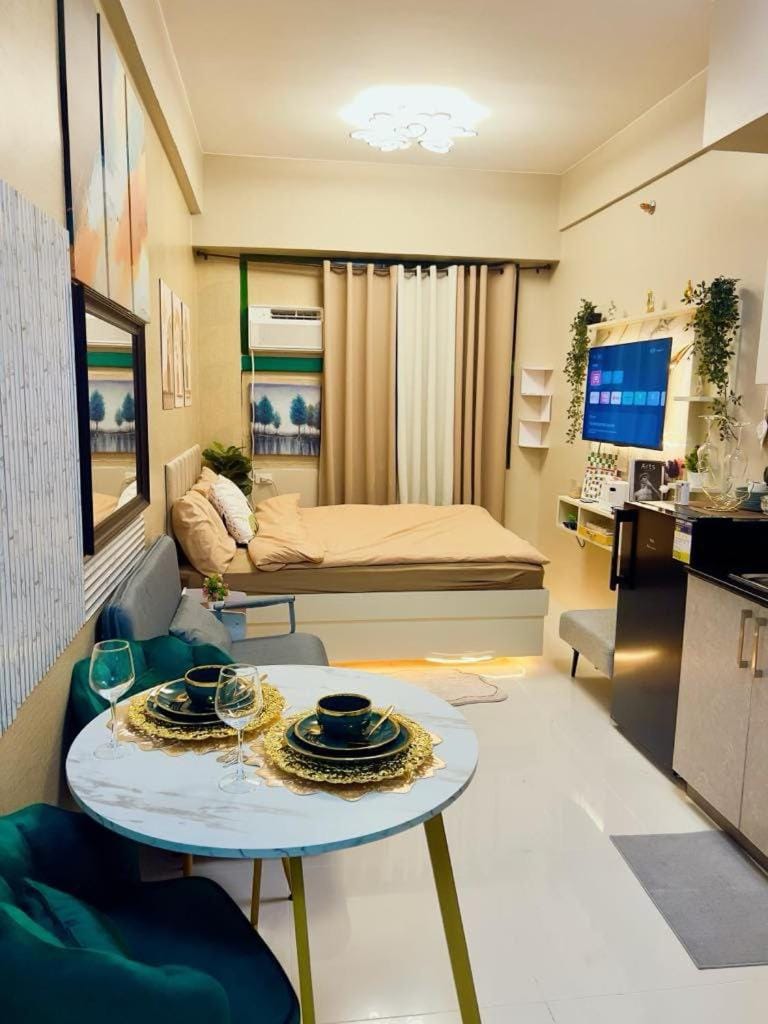 SWEET MEMORIES CONDOTEL at THE SYMPHONY TOWERS QC Apartment hotel in Quezon City