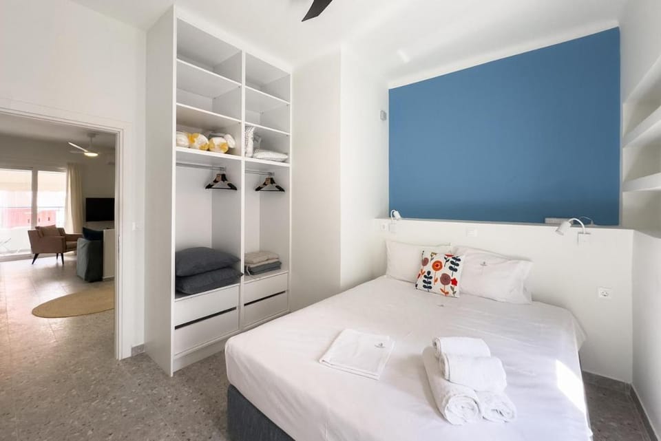 Bed, Bedroom, wardrobe