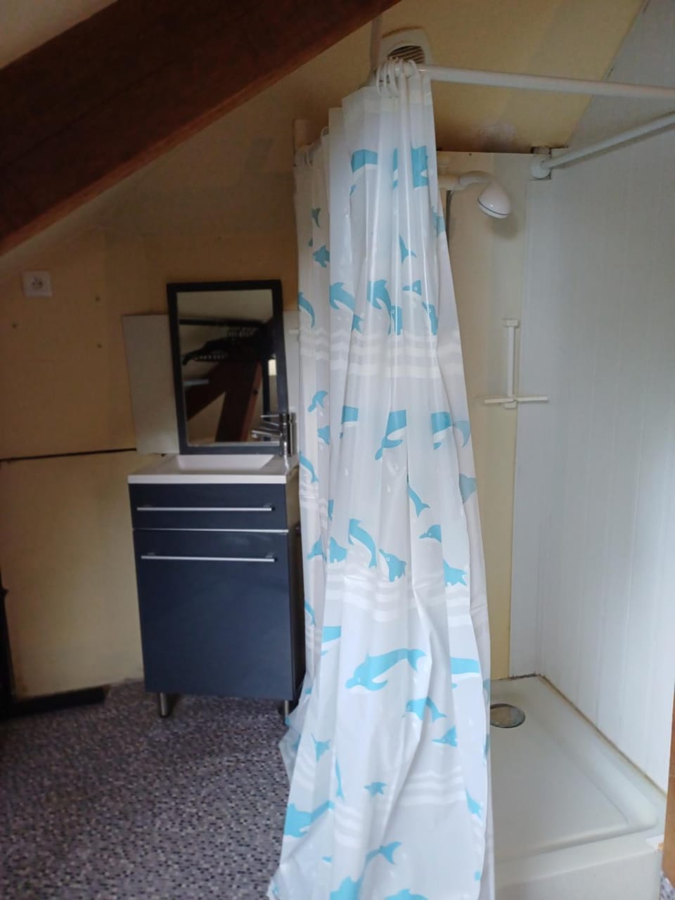 Logement tout équipé centre ville Apartment in Pays de la Loire