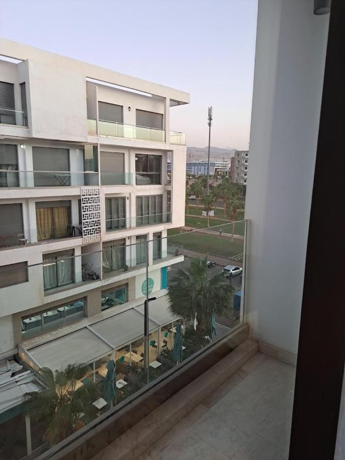 Bel Appartement en résidence Apartment in Agadir