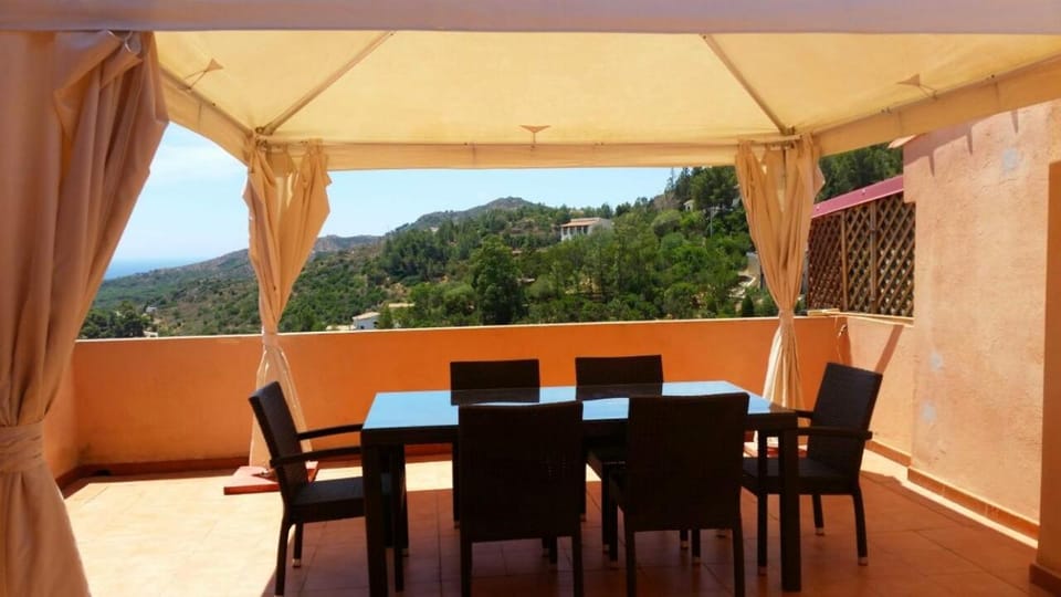 Villa Lobe House in Sardinia