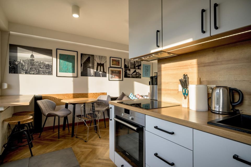 Kitchen or kitchenette, stove
