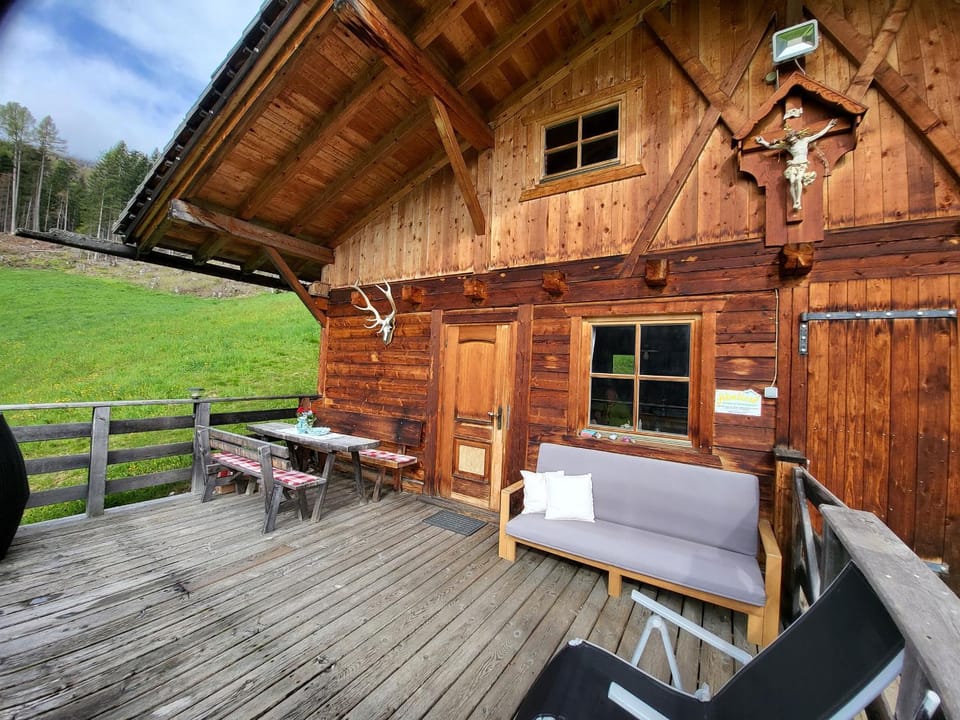 Property building, Patio, Spring, Day, Natural landscape, View (from property/room), Balcony/Terrace, Seating area