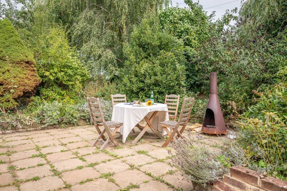 The Bantams, Monk Soham House in Mid Suffolk District