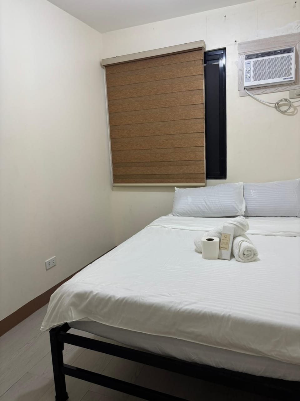 Elisa's 3BR Home with Pool Apartment in Calabarzon