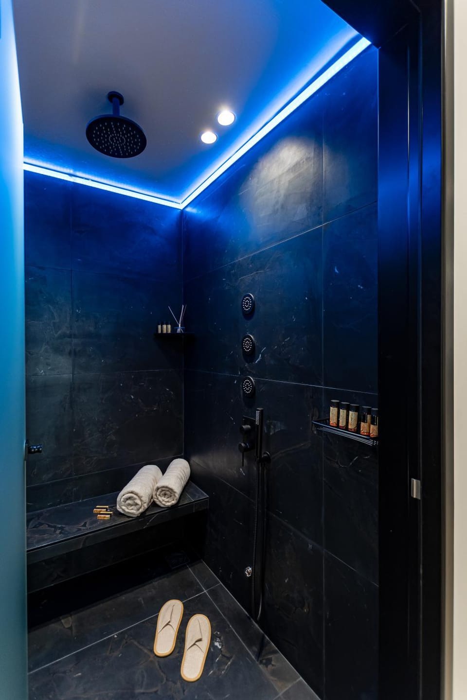 Sauna, Steam room, Bathroom, towels