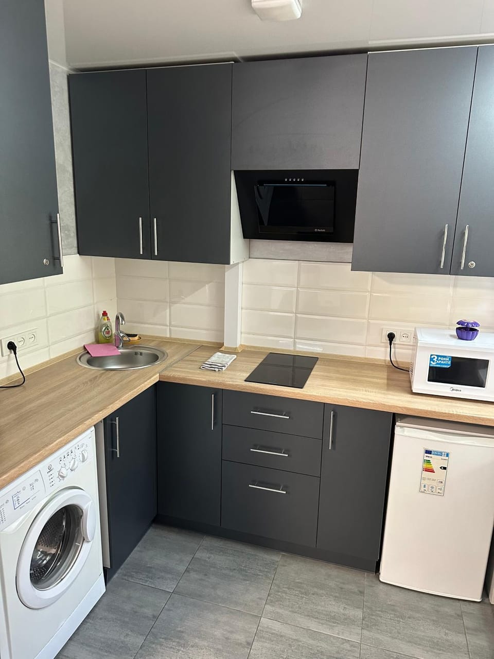 ApartCenter Студия VIP в центре города Гагарина Apartment in Dnipropetrovsk Oblast