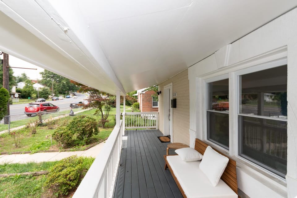 Gateway Home DC Capital Hill and MD boarder House in Takoma Park