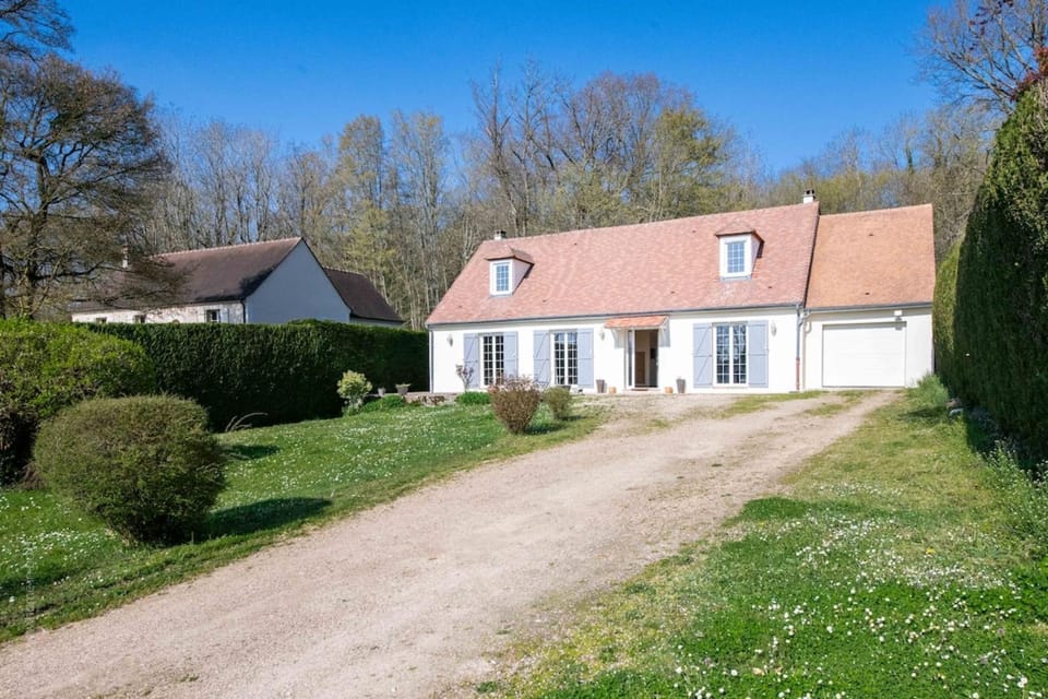Maison familiale 50min de paris-Collection Idylliq House in Île-de-France