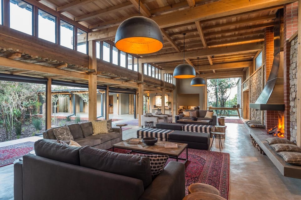 Communal lounge/ TV room