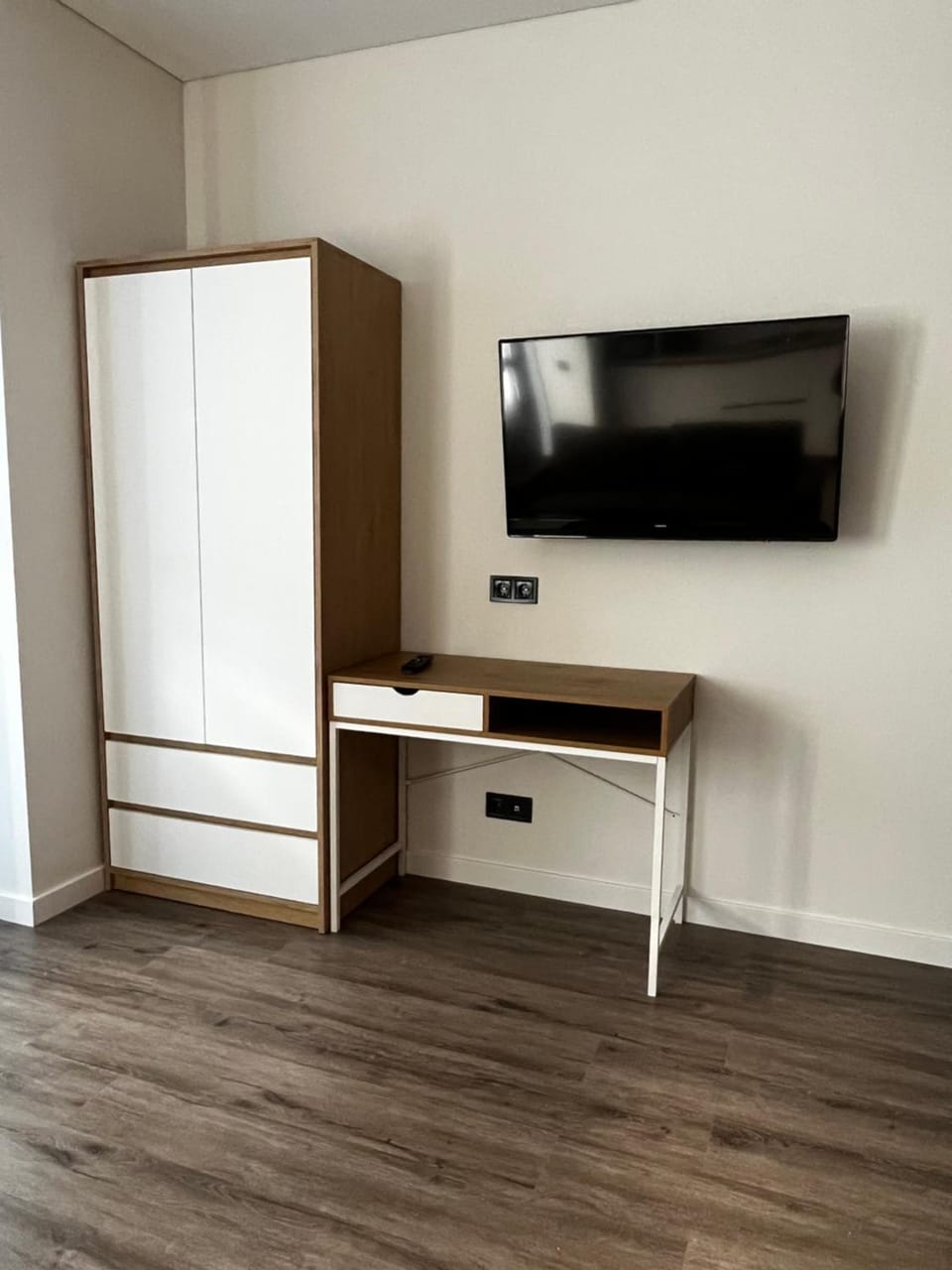 Квартир студія в сучасному житловому комплексі Apartment in Ukraine