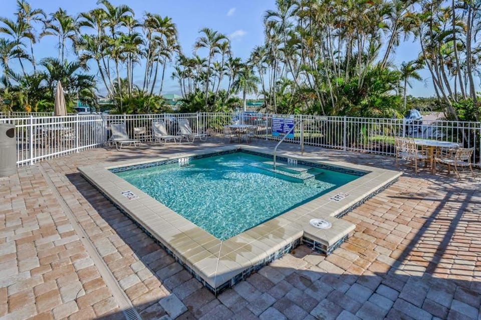 Bonita Sunsets House in Bonita Springs
