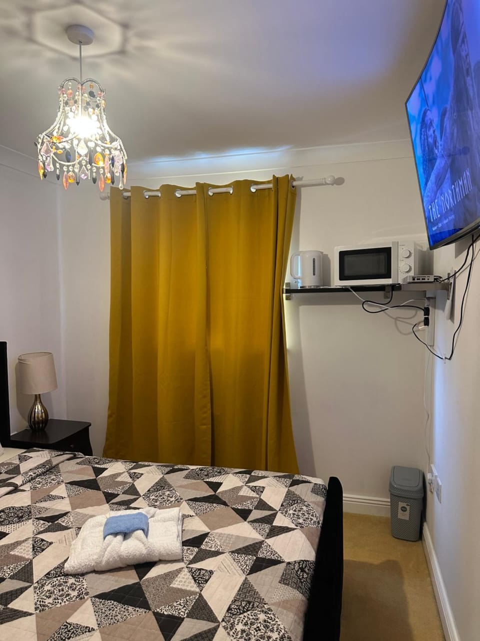 Fabrizio Residence 6 Vacation rental in Crawley