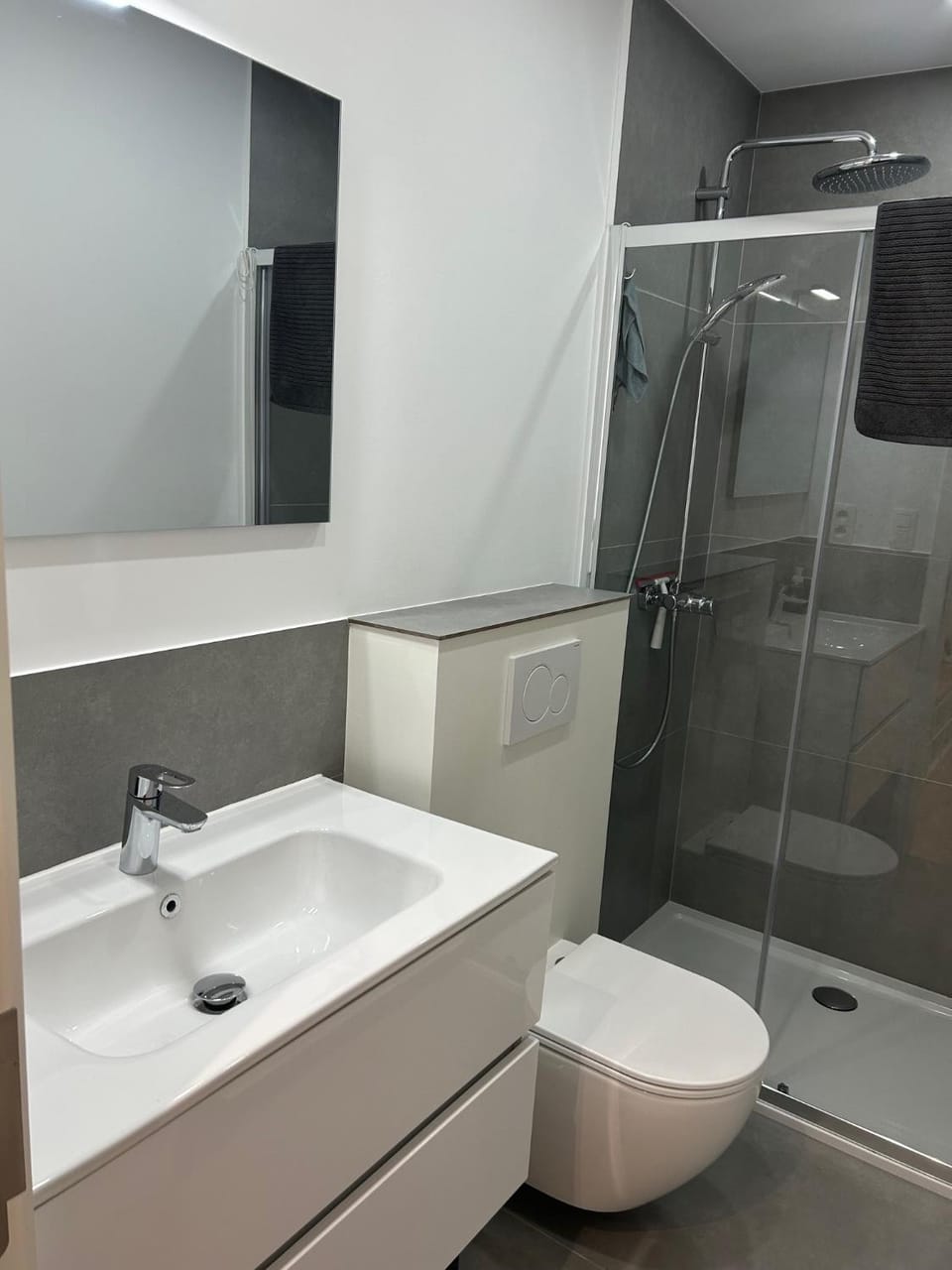 Shower, Toilet, Bathroom