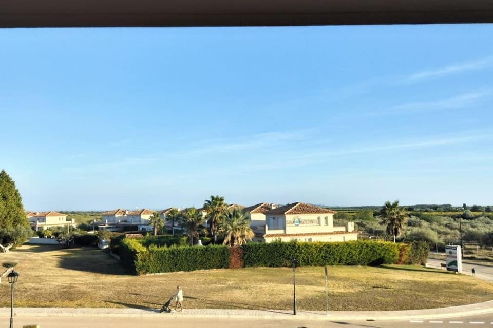 Off site, Natural landscape