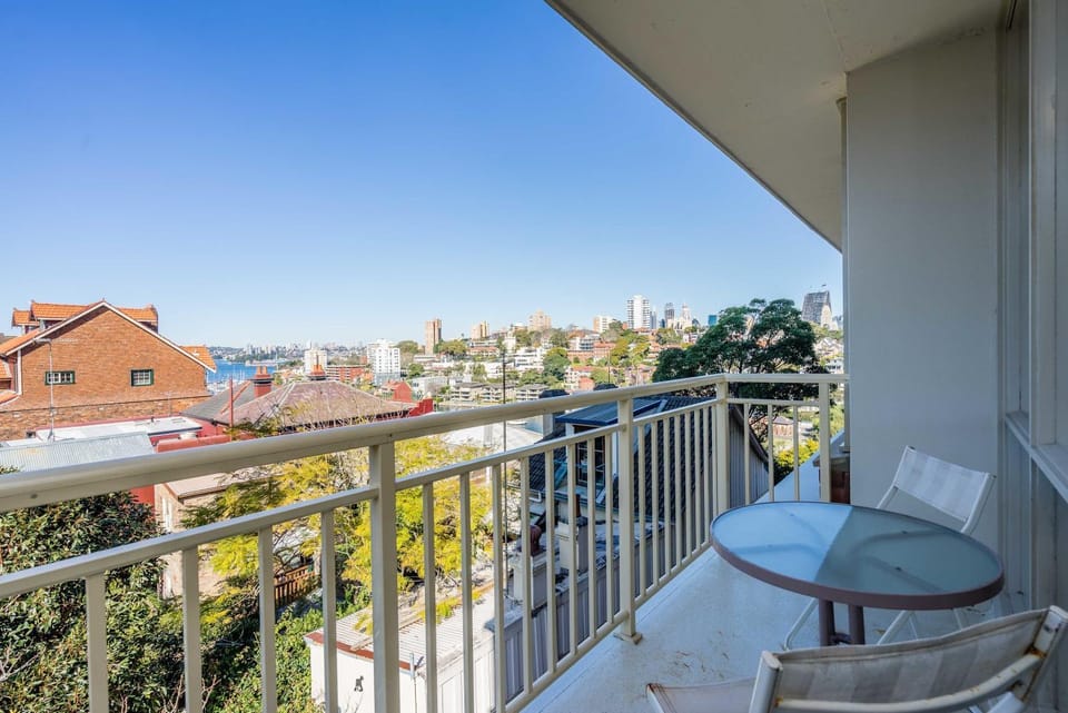 Harbour Views from North Sydney High Street Apartment in Sydney