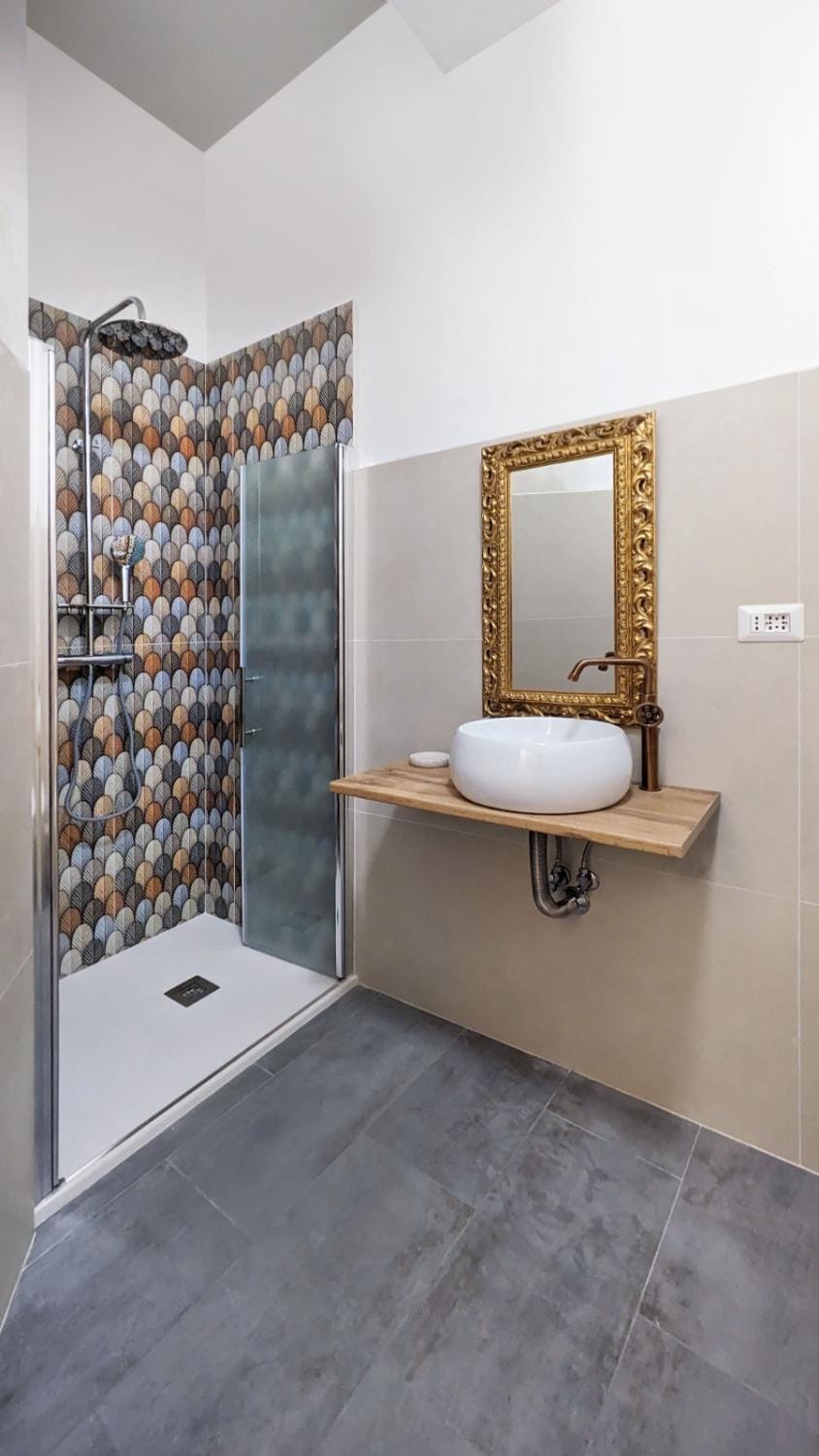 Shower, Bathroom