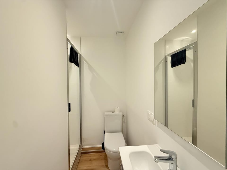 M094 Marquer Joli studio avec balcon Apartment in Annemasse