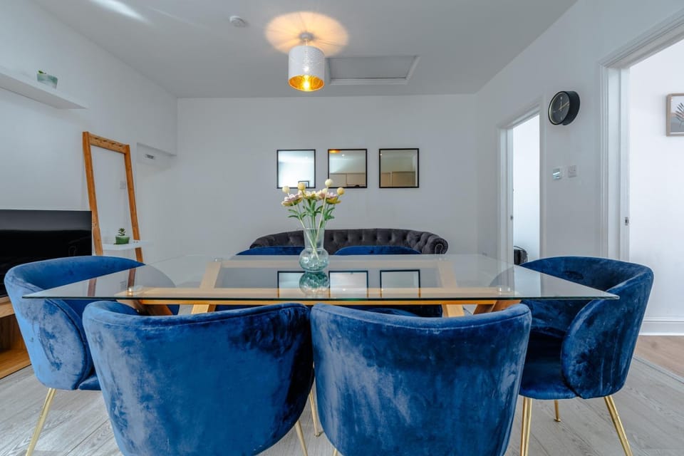 Pet friendly Totterdown flat, parking and views Apartment in Bristol
