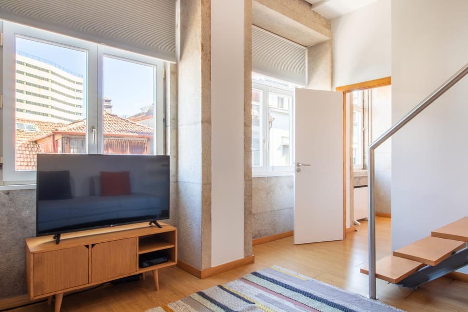 Bright 1BR with Parking in Bolhão by LovelyStay Apartment in Porto