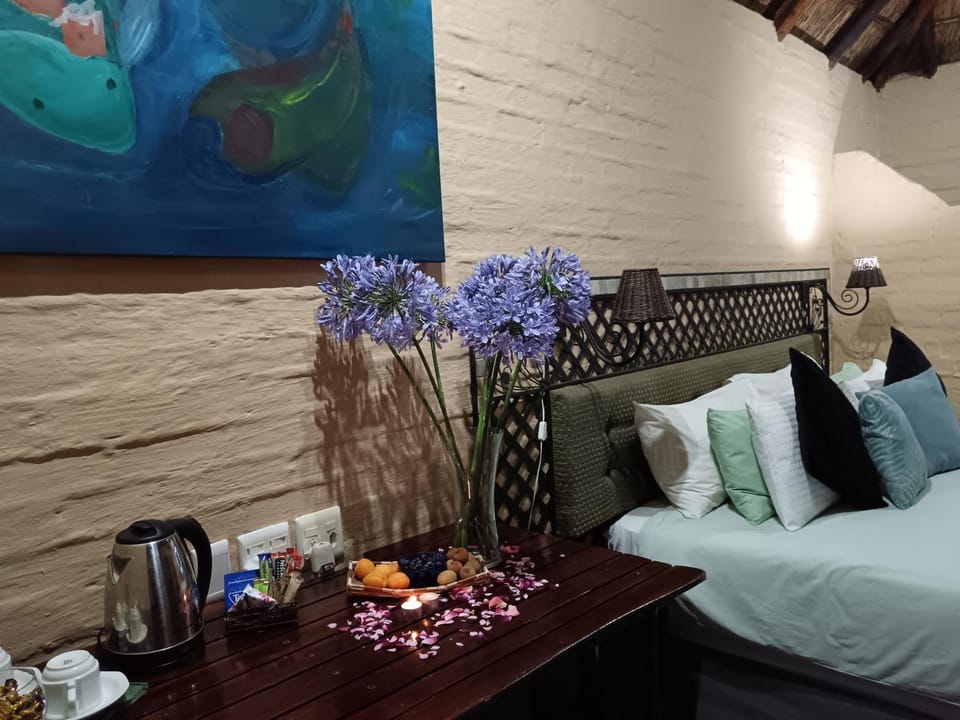 African Silhouette Guesthouse Bed and Breakfast in Gauteng