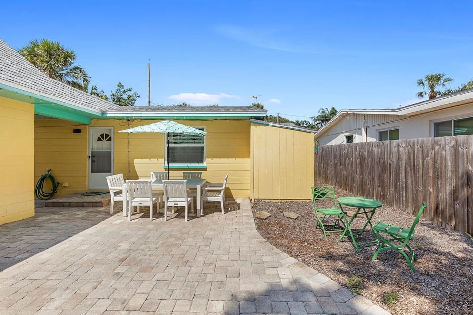 Lemon Drop House in New Smyrna Beach